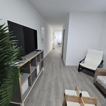 2 Rooms Con Terraza Малага Екстер'єр фото