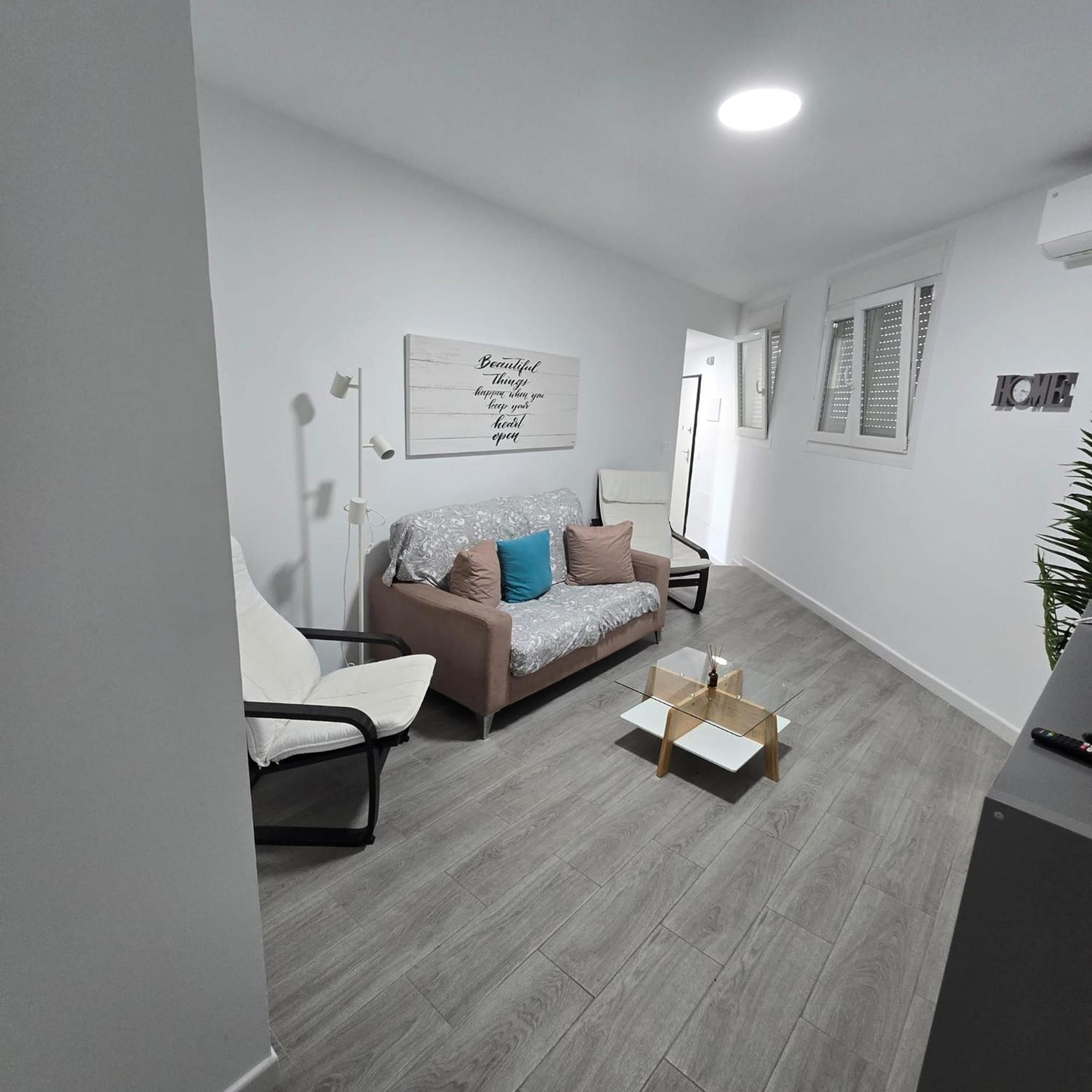 2 Rooms Con Terraza Малага Екстер'єр фото