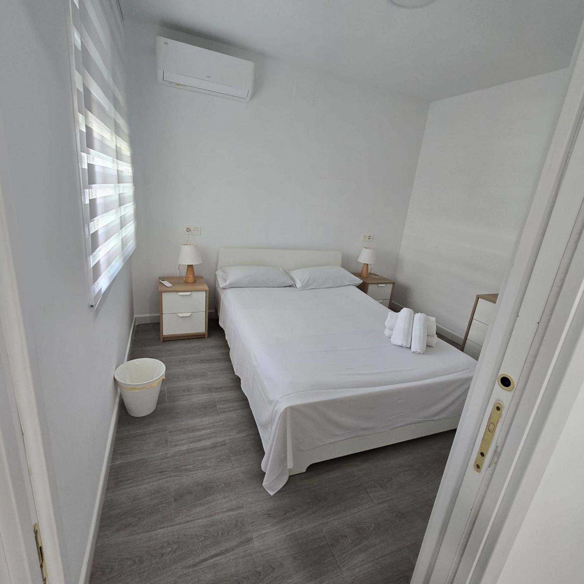 2 Rooms Con Terraza Малага Екстер'єр фото